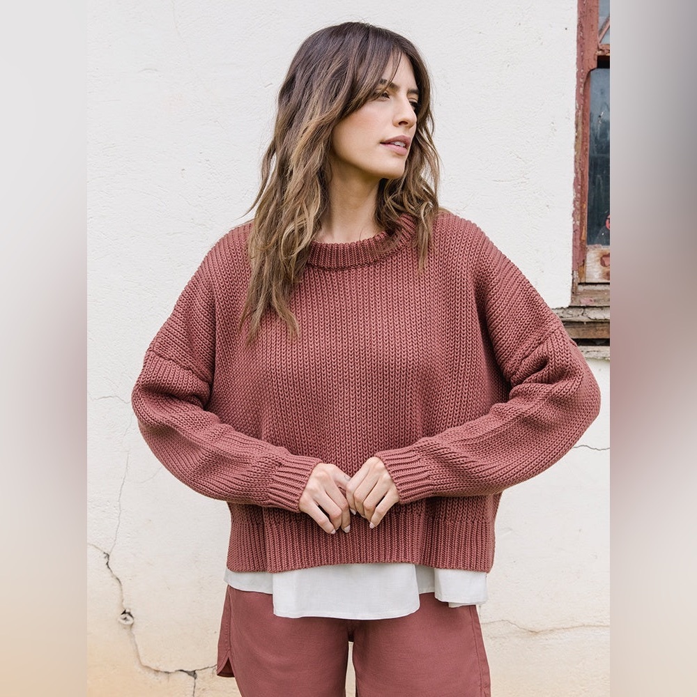 Tradlands Cottage Crewneck Sweater Size Large in Plum